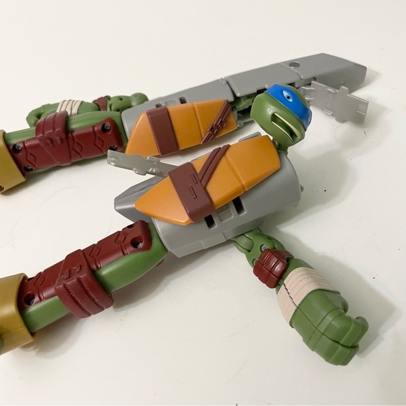 TNMT Teenage Mutant Ninja Turtle Donatello and Leonardo Weapon Mutation Toys - Picture 9 of 15